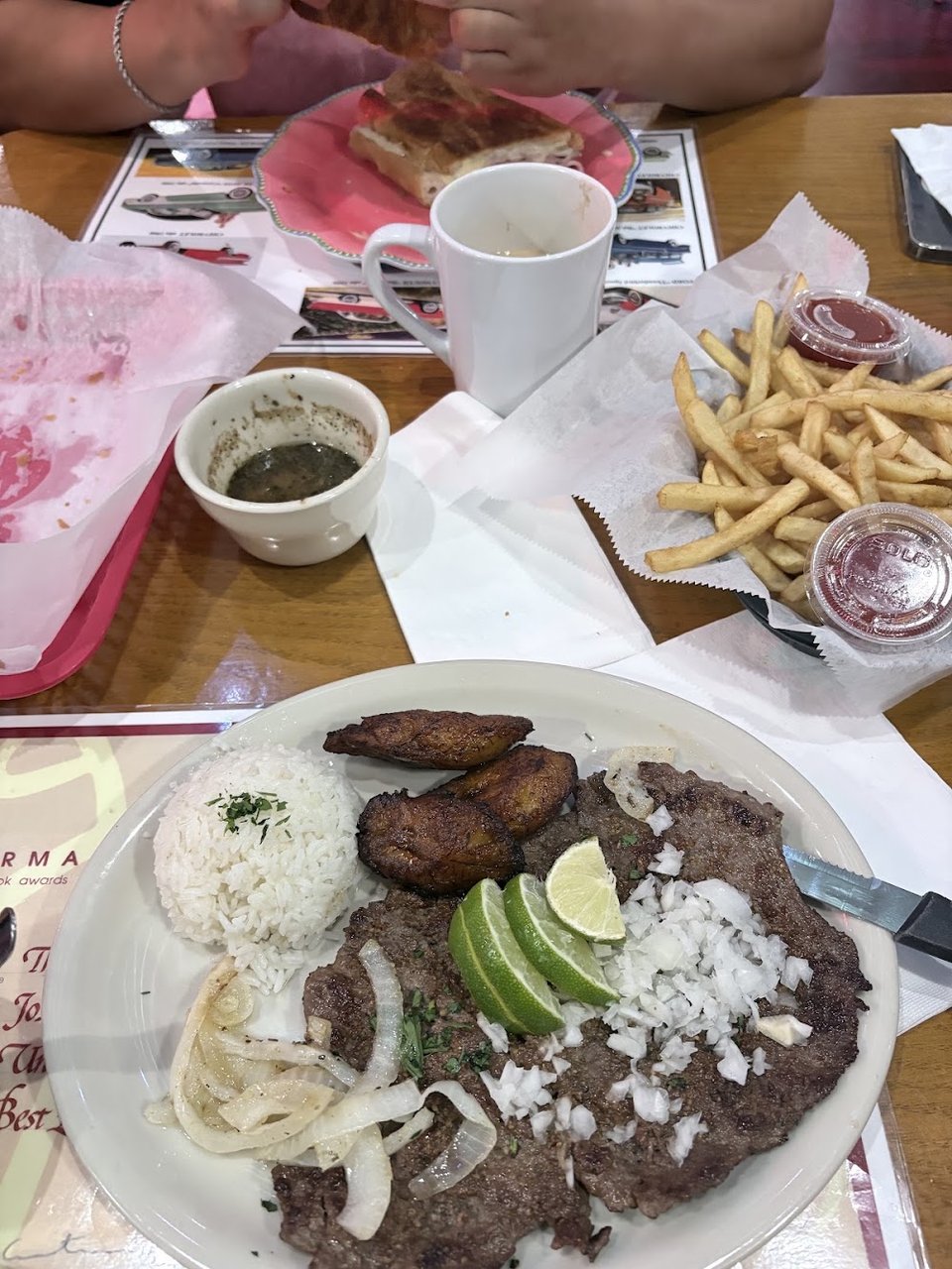 Biftec Encebollado
