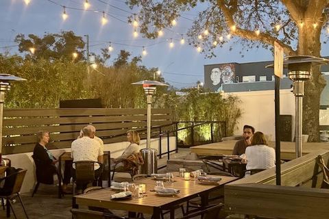Pulpo Kitchen & Lounge